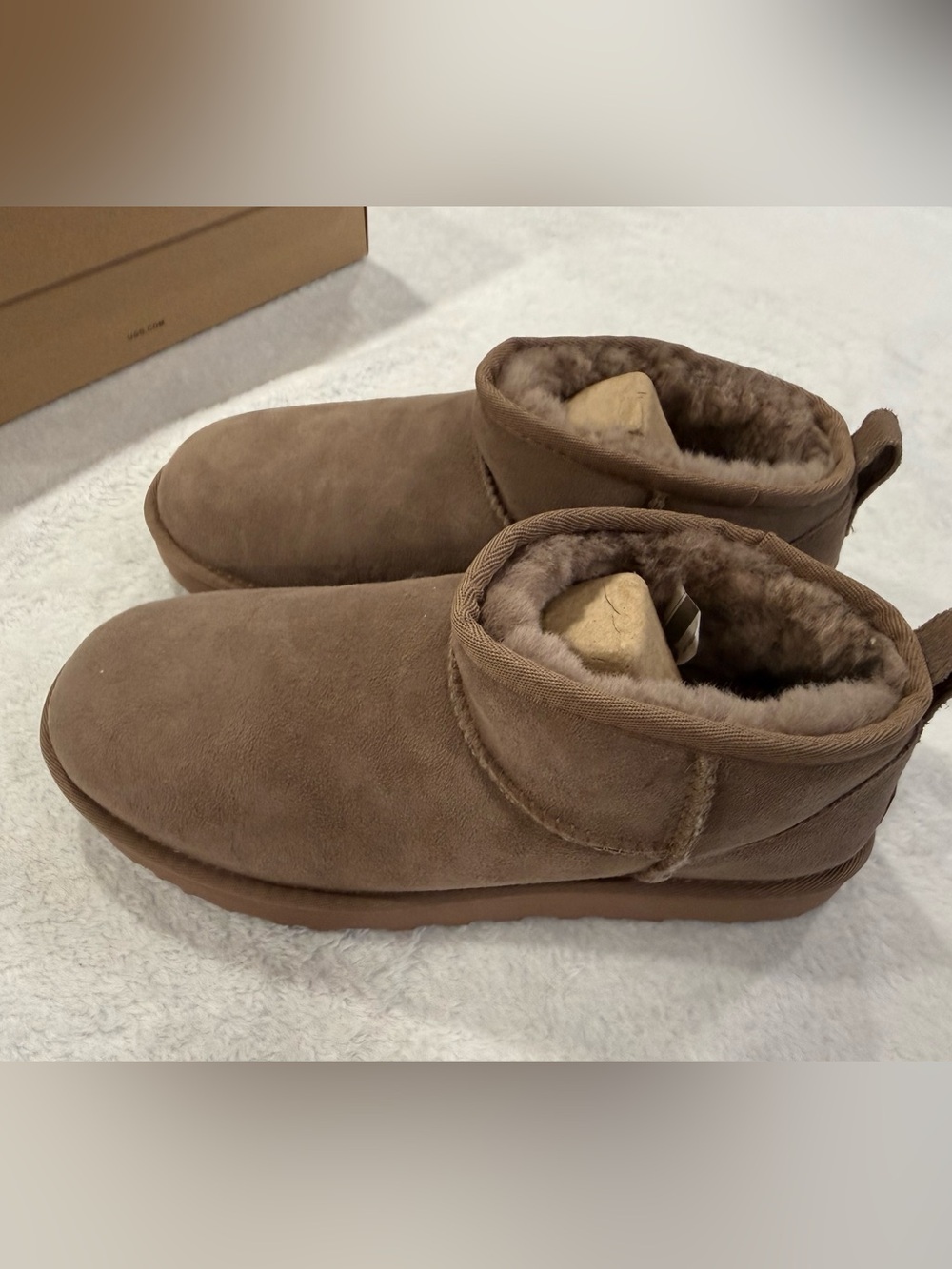UGG Color- Caribou Women's Short Suede ultra mini size 9 (worn ONLY 1 time) - Picture 2 of 6